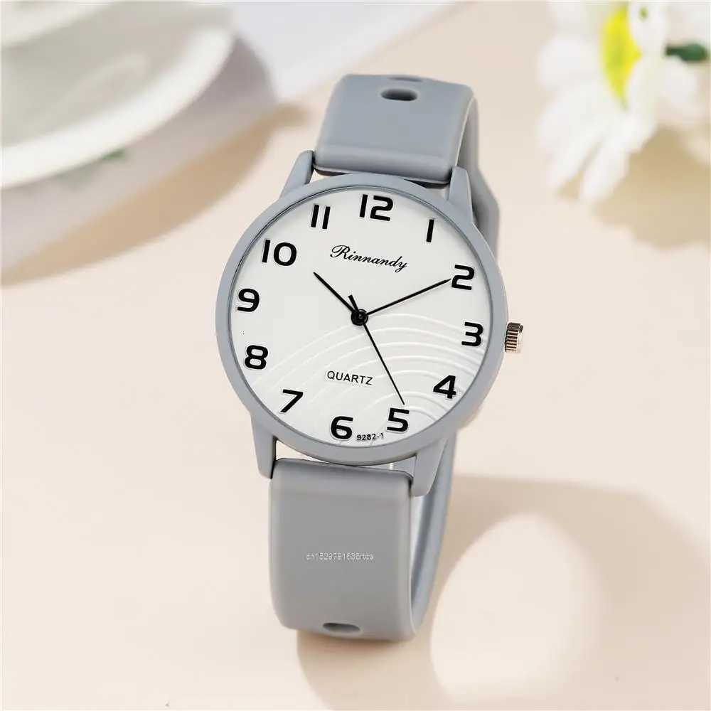 Fashion Lady Hot Sales Watches Leisure Gray Digital Simple Women Quartz Watch Sports Silicone Strap Ladies Clock Wristwatches W250724