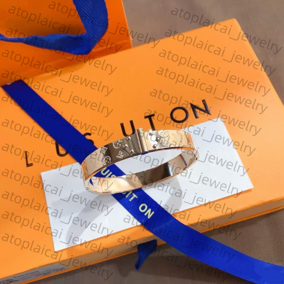 Luxury original designer Girls boys letter slim thin charm bracelets elegant 18K Gold silver Bangles earrings bracelet designer bracelet women men