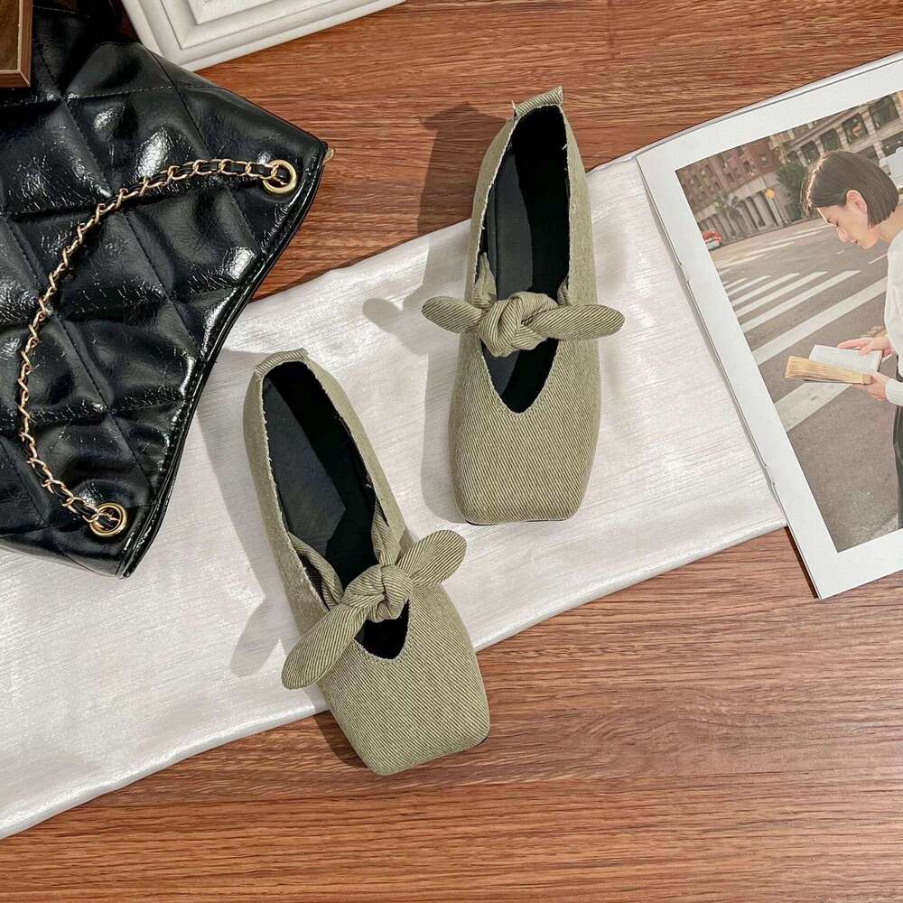 Korean Style Casual Shoes for Women, Versatile Flat 2025 Spring Summer New Shallow Soft Sole Mary Jane Shoes, Loafers