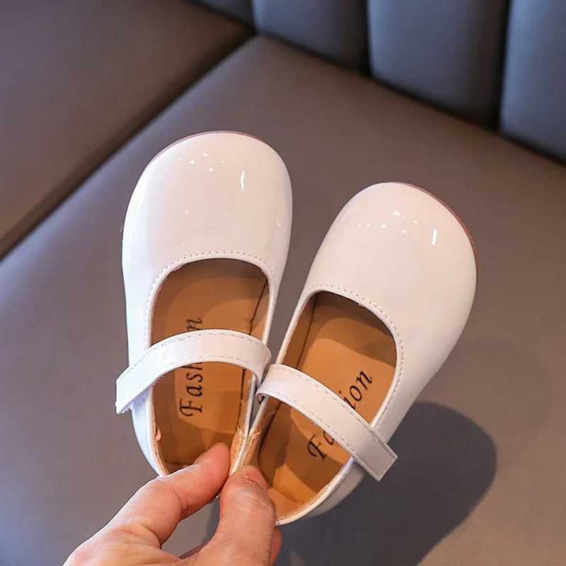 Plain Patent Leather Ballet Flats Baby Girls Concise Round Toe Mary Jane Shoes Kids Soft Sole Casual Dress Shoes in Red White XJ250724