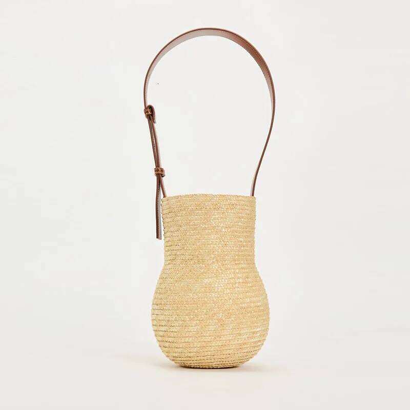New Gourd Shoulder Grass Woven Bag, Fashionable Portable Straw Handmade Vacation Style Beach Versatile Women's Bag