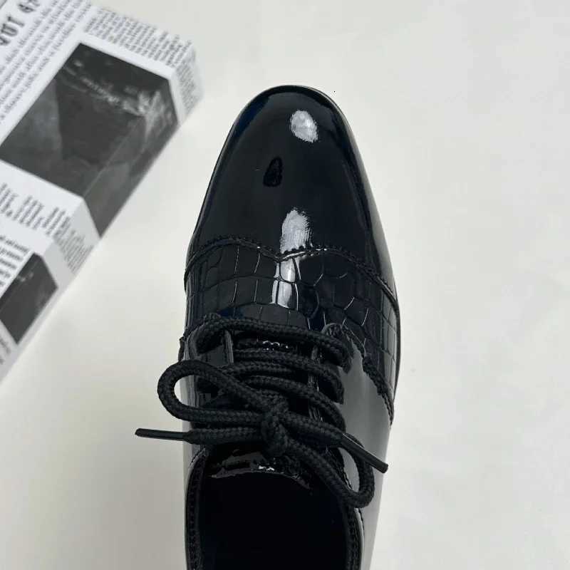 Fashion Boys Leather Shoes Black Pointed Toe Kids New Low-heeled Shoes for Party Wedding Casual Childrens School Formal Flats XJ250724