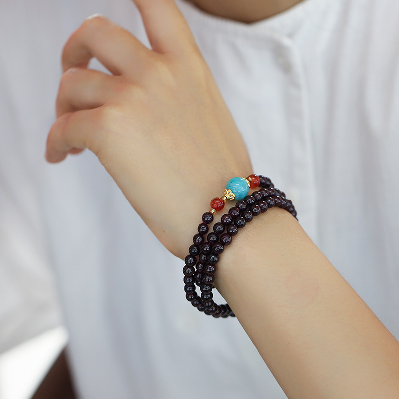 New Chinese Style Natural Garnet Crystal Bracelet for Women Elegant Versatile and Stylish Accessory