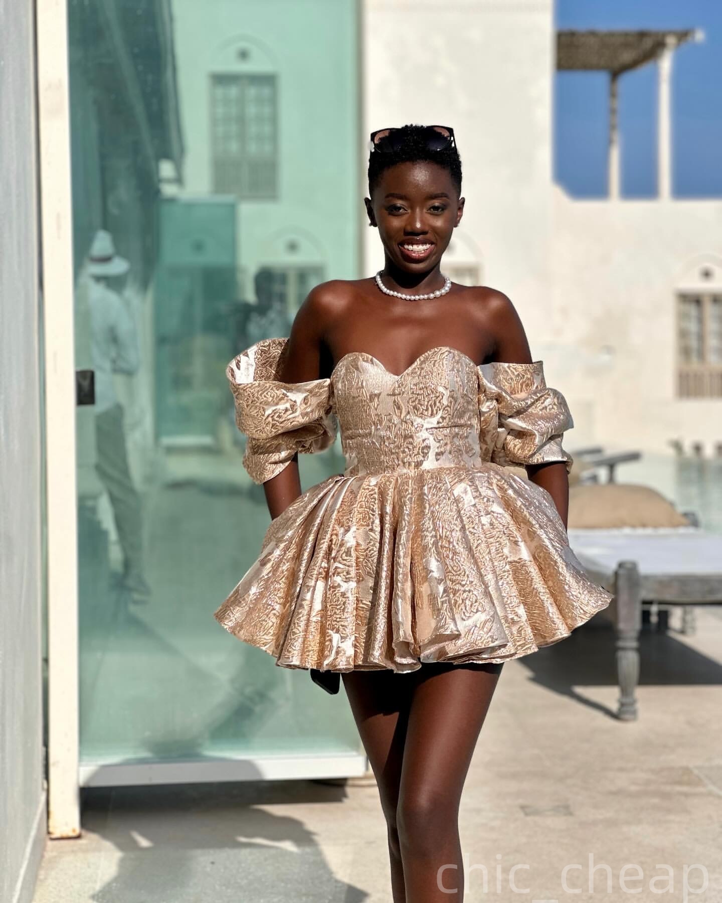 Chic A-line Gold Cocktail Dress Sweetheart Short Sleeves Short Mini Graduation Homecoming Dresses For Special Occasions Sweetheart Gowns