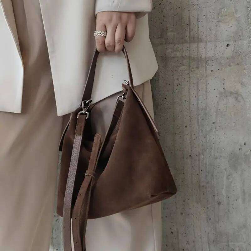 Luxury designer niche retro fashion high quality matte suede shoulder messenger bag casual simple multi-functional brand women