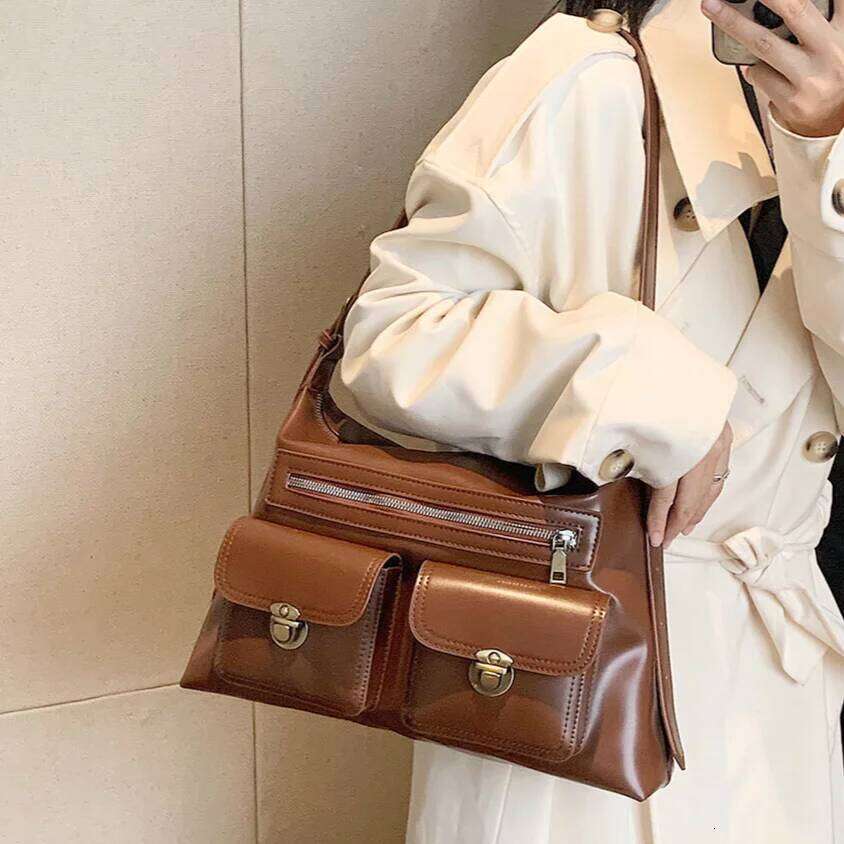 High Quality Ladies Crossbody Women Leather Solid Underarm Bags Winter Vintage Large Shoulder Multi Pocket Messenger Bag