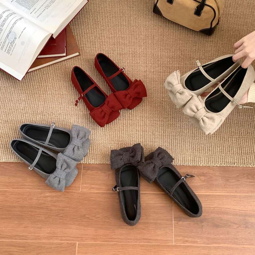 Designer Spring New Elegant Small Square Toe Bow Commuter Versatile Sole Soft Surface Shallow Mouth Single Shoes for Women Outdoor Wear