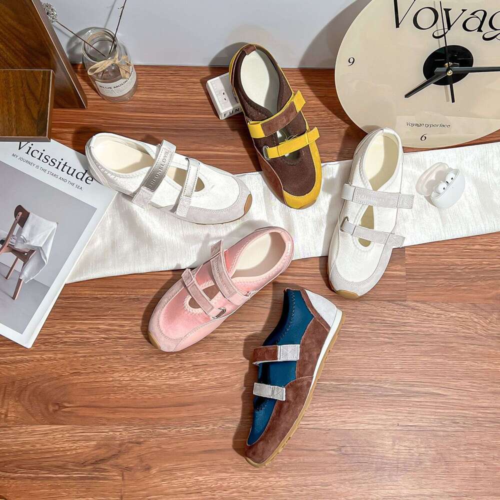 Summer New Thick-Soled Sports for Women, High-End Niche Design Dad Shoes, 2025 Dexun Shoes