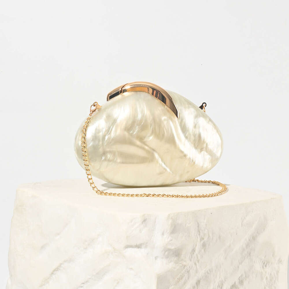 Designer Luxury Evening Diamond 2025 New Oval Acrylic Leaf Lock Buckle Evening Bag Fashion Chain Shoulder Clutch