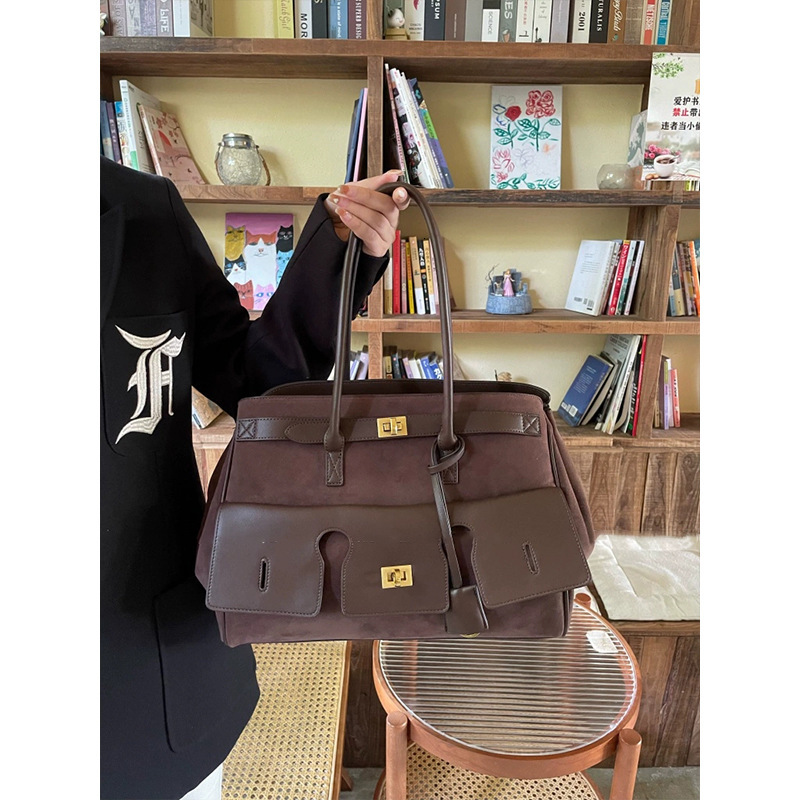 New Underarm Motorcycle Cowhide Large Capacity Commuter Handbag Shopping With Lock Tote Wing Genuine Leather Women's Bag