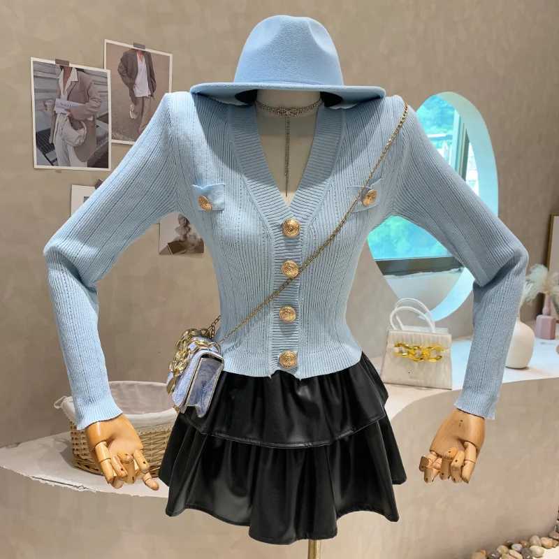 2025 Sweaters for Women Gentle Slim Korean Clothes Cropped Cardigan V-neck Metal Button Knitted Jacket Sun Shirts X250724
