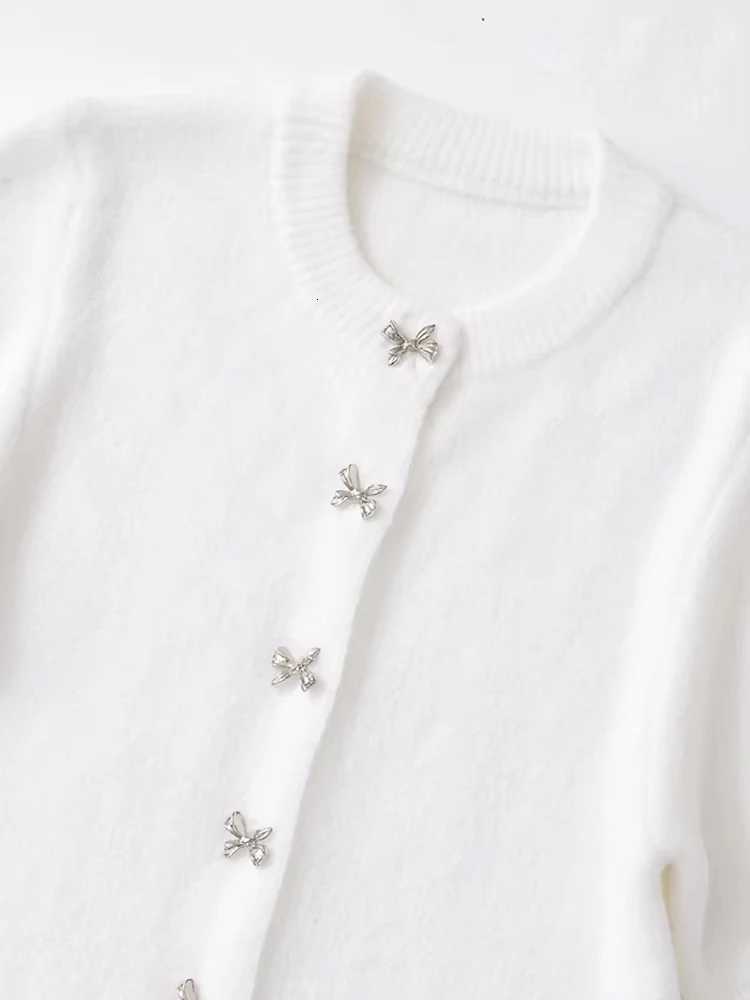 100% Cotton Knitted Cardigan Sweater with Buttons Round Neck Short Sleeve Female Outerwear Chic Tops Fashion X250724