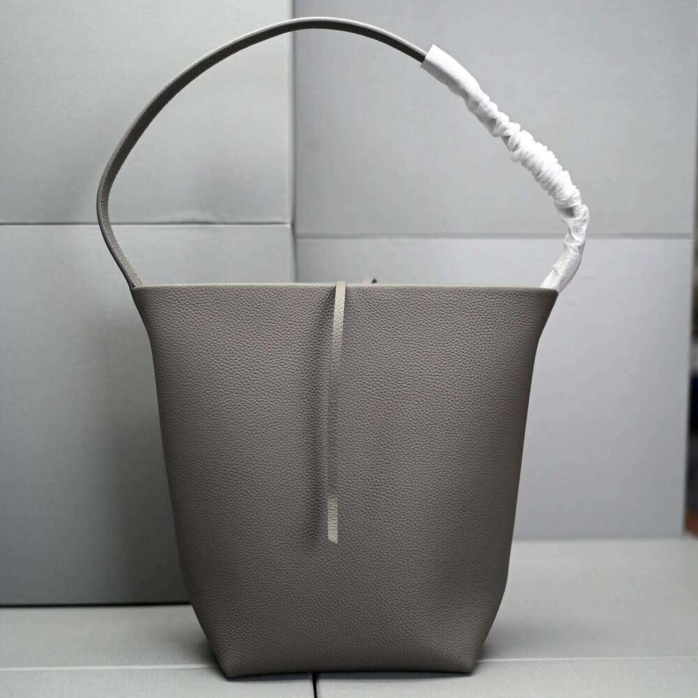 Leather Bucket Handbag Women's Tote Bag Large Capacity Simple Fashion New Top-Grain Cowhide