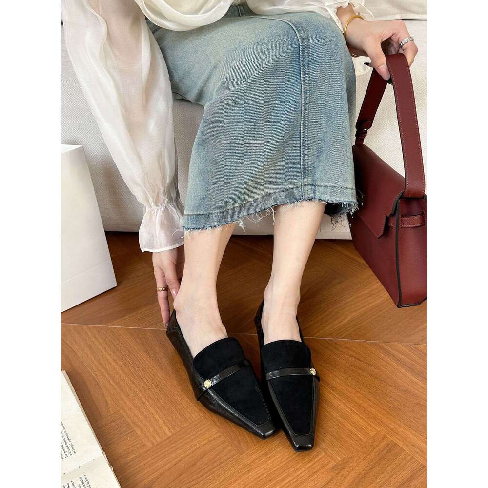 French Style Women's Single Outdoor Wear, High-End Pointed Toe Shoes, Cream Leather Chunky Heel Mary Jane Shoes for Women 2025