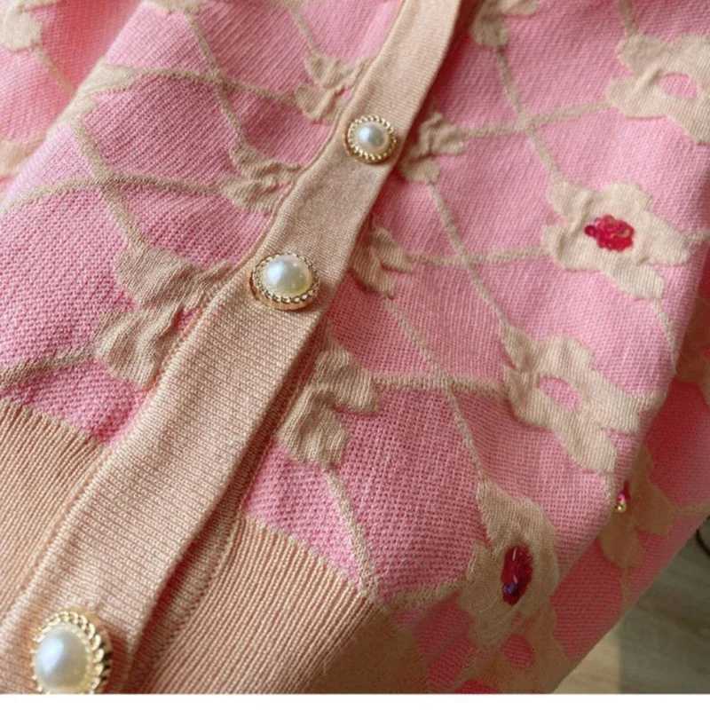 Knitted Cardigan Jacket Women Summer Ice Silk Knit T-shirt Short Sleeve Tops Thin Designed Slim V-neck T-shirt Floral Embroidery X250724