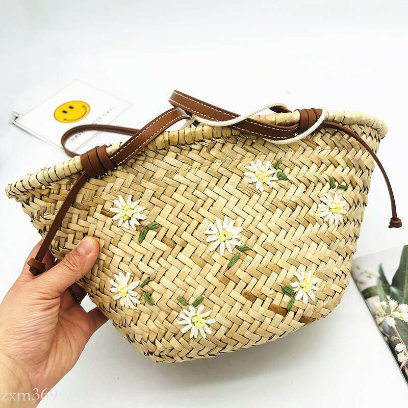 New Women's Embroidered Handwoven for Outings, Fashionable Shoulder Beach Bag, Fresh ZA Small Straw Bag