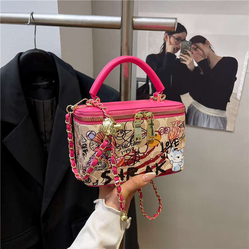 High-End for Women 2025 New Graffiti Box Versatile Fashionable Unique Handbag Stylish Shoulder Crossbody Bag