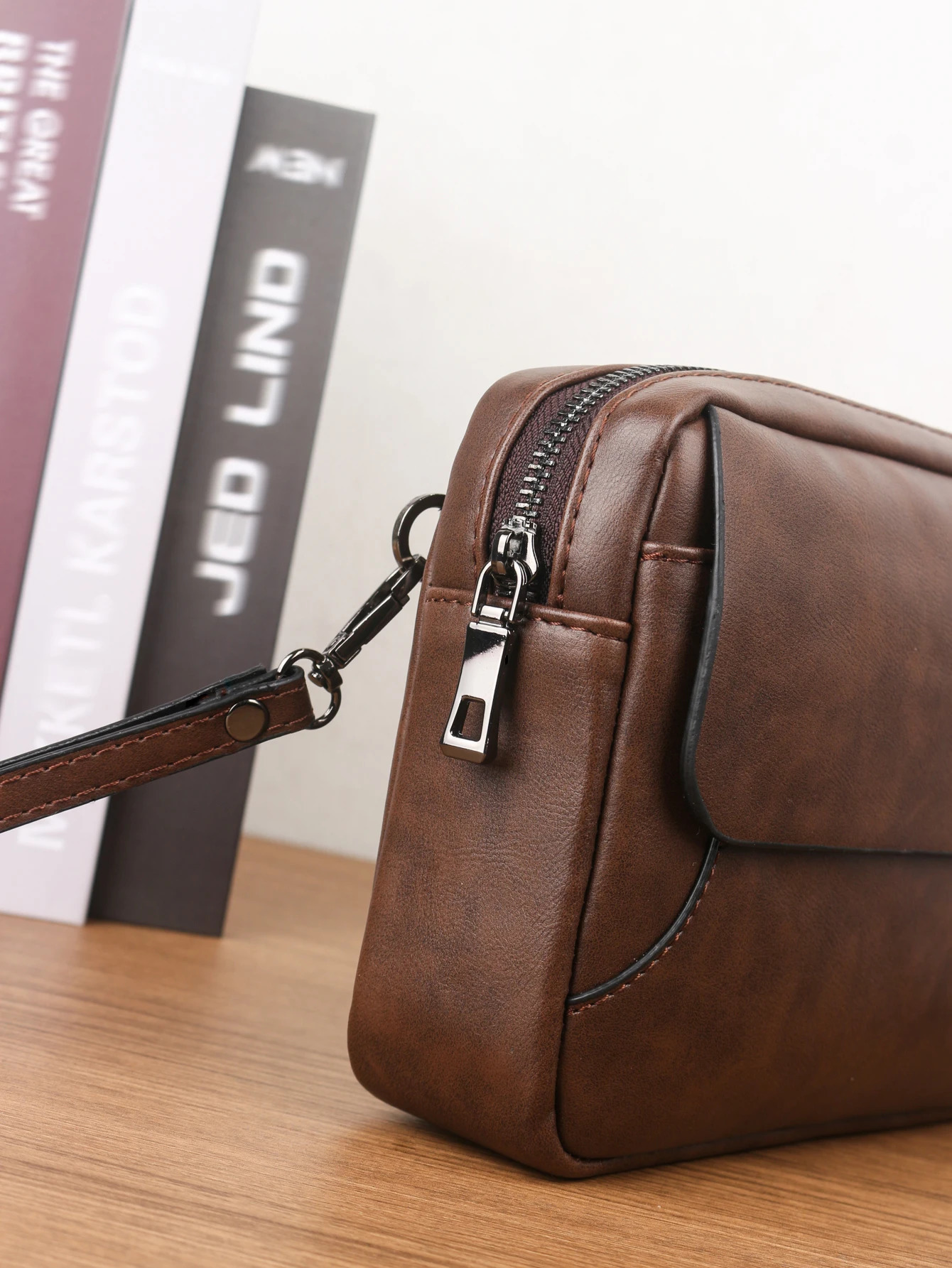 Minimalist Retro Handbag Fashion Business Casual Portable Large Capacity Multifunctional Wristlet Clutch Bag Cell Phone Bag 250723