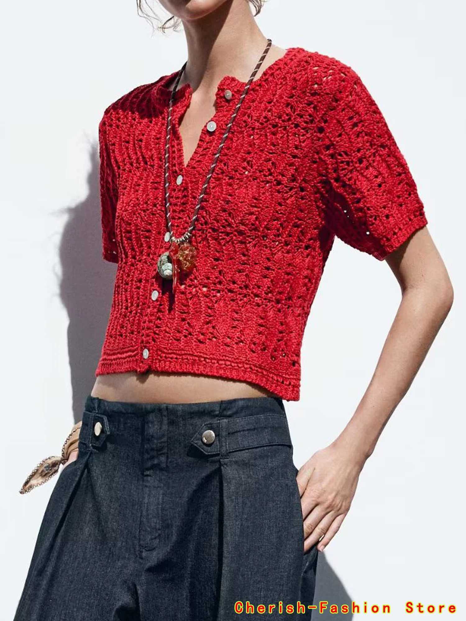 2025 New Red Knitted Short Sleeve Cutout Design Cardigan for Women Summer Casual Fashion Personality Versatile Knitwear X250724