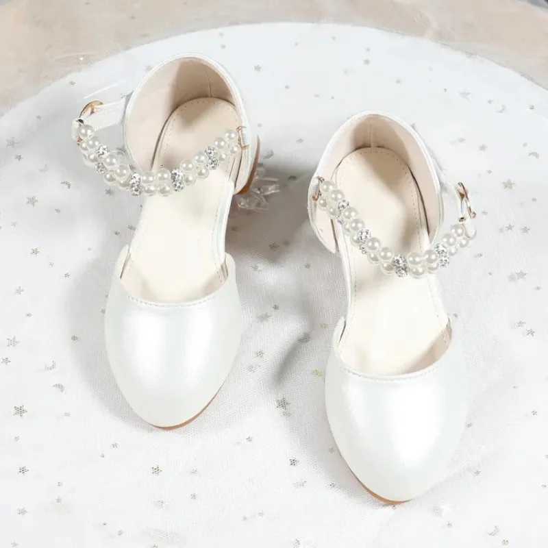 New Girls Shoes Fashion Childrens Pearls Princess Sandals Bling Summer Sandals Toddler par Breathable Kids Shoes XJ250724