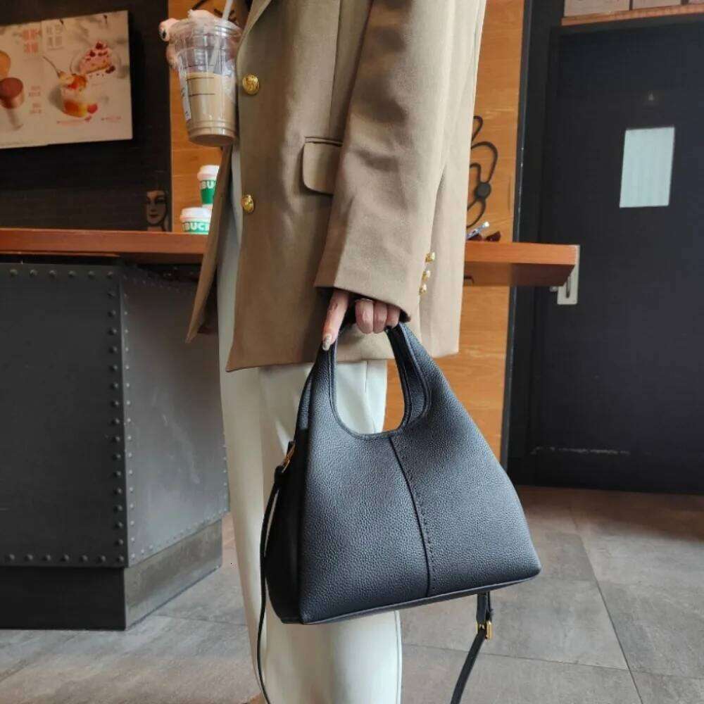 Soft All-match Commuter Panelled Bucket New Moda Personalized Leather Texture Purses Elegant Women Crossbody Bag