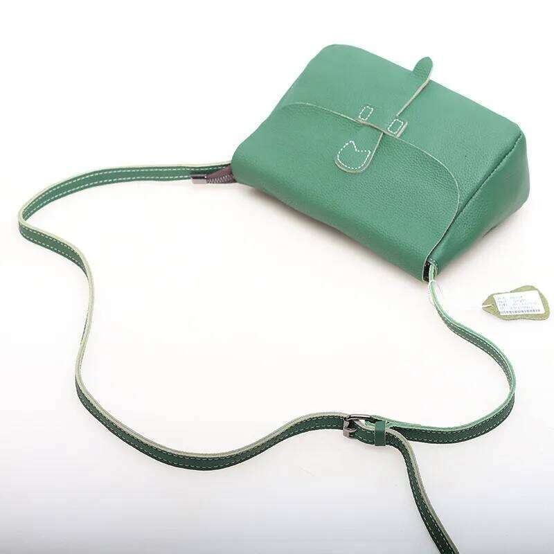 Luxury designer niche Zency women soft leather elegant small portable spacious crossbody, with high-quality retro hardware casual shoulder wallet