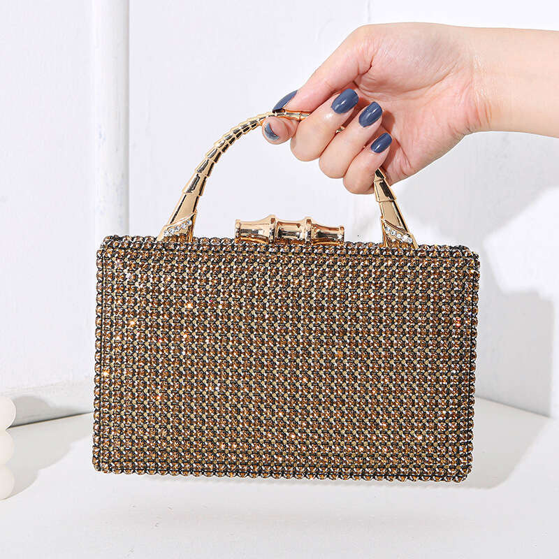 Designer Luxury Evening Diamond 2025 New Diamond-Encrusted Evening Bag Socialite Banquet Dress Metal Handheld Handmade Diamond Clutch