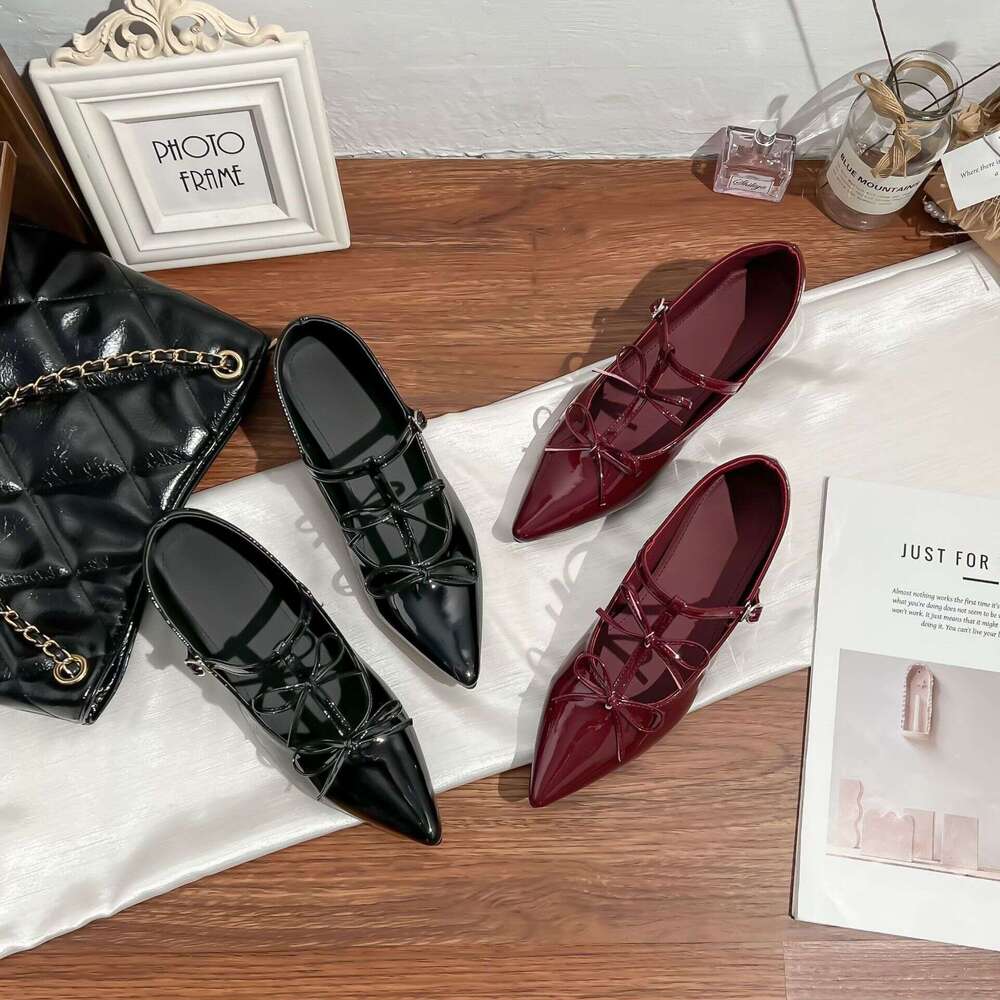 Designer French Style Flat Shoes Women, High-End Feel, Petite Size, Height-Increasing Pointed Toe Shallow Mouth Flats for Women