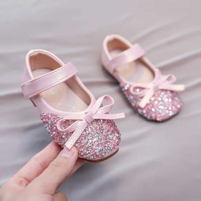 Luxury Girl Shoes Rhinestone Chic Childrens Leather Shoes Spring Autumn Bowknot Kids Fashion Princess Casual Flat Shoes XJ250724