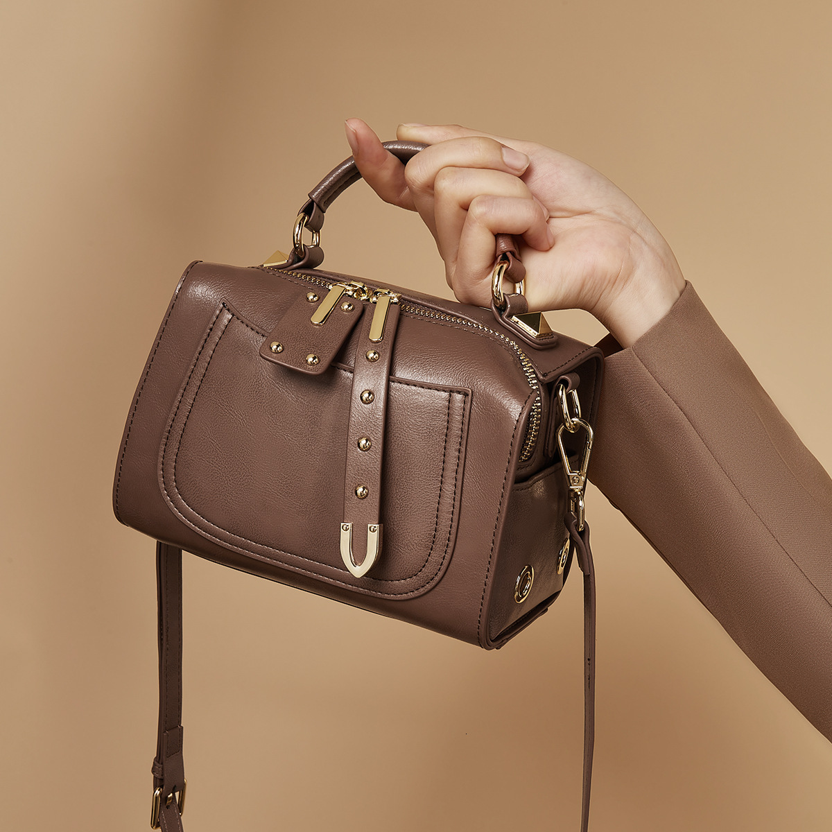 Designer Genuine Leather for Women 2025 Portable New Handbag Elegant Boston Studded Crossbody Trendy Light Luxury Women's Bag