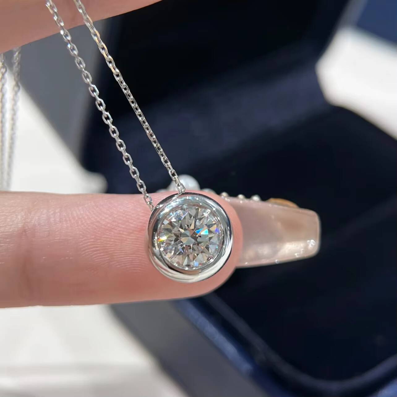 Women Classic Diamond Necklace 14K White Gold IGI Lab Grown CVD Diamond Solitaire Bezel Setting Necklace