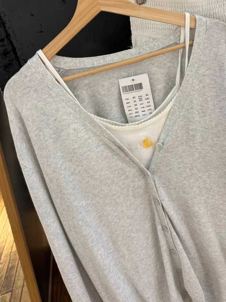 Gray Sweater Cardigan Women Autumn V-Neck Single Breasted Cotton Long Sleeve Coat Solid Simple Sweater All-match Sweaters Y2k New X250724
