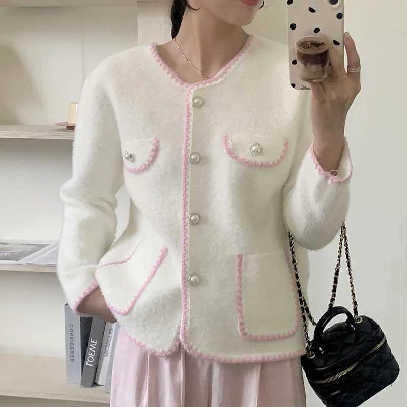 Fashion Pearl Single Breasted Cardigan Women Autumn Winter Mixed Color Long Sleeve Cardigans Women O-Neck Coat Korean Style X250724