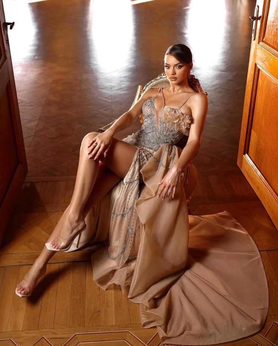 Graceful Evening Dresses Mermaid Strapless Crystals Sequined Sleeveless Side Split Prom Gowns Party Dresses Custom Made Vestidos de noche