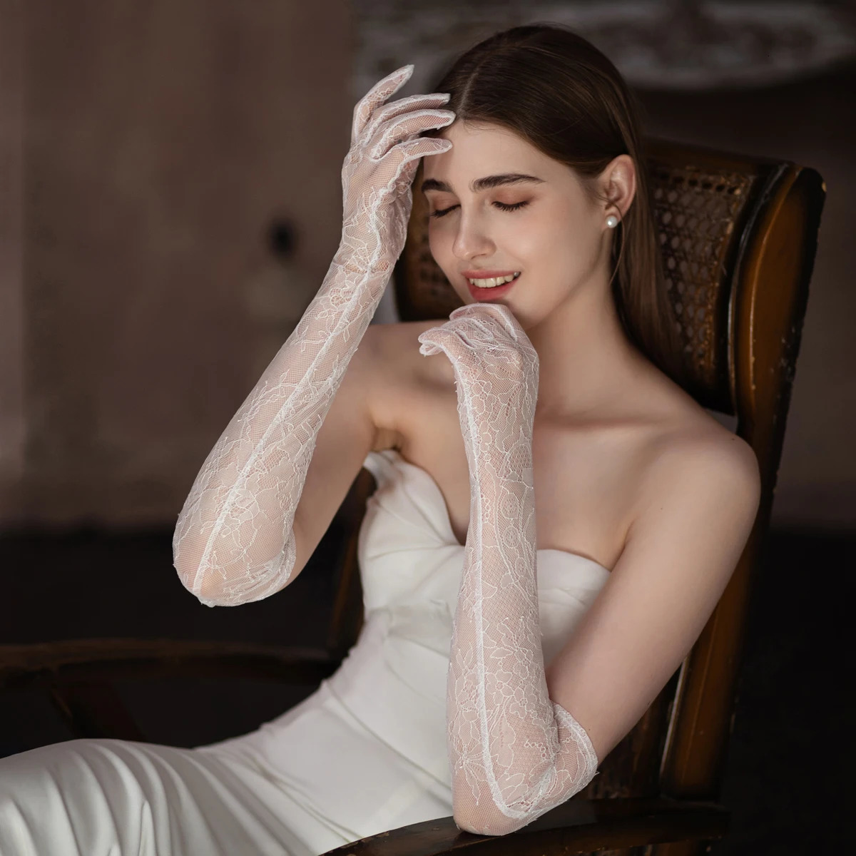 WG098 Elegant Wedding Bridal Gloves Lace Long White Brides Bridesmaid Handschuh Women Pageant Perform Prom Gloves 250722