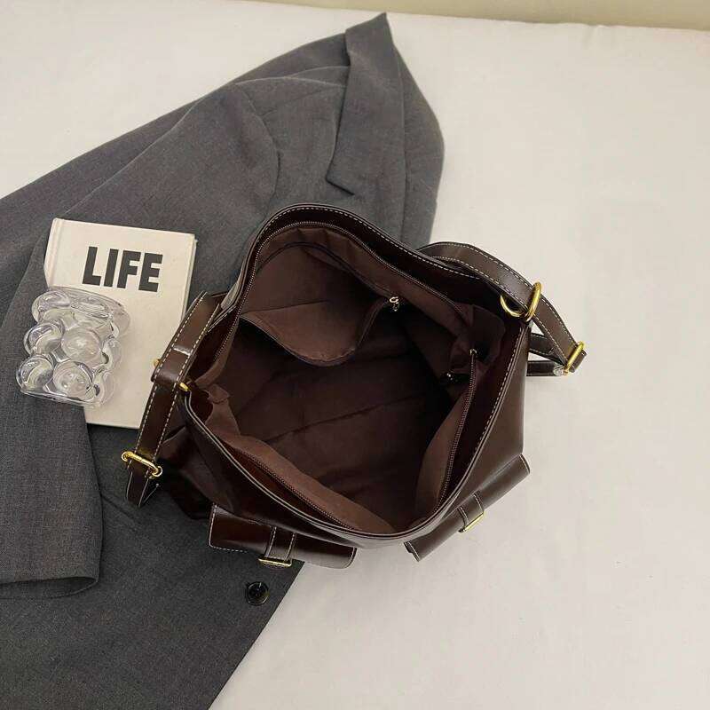 New Retro Trendy Versatile Large Capacity Multi Pocket PU Leather Single Shoulder Crossbody Bag Simple Casual Armpit Bags MDNG