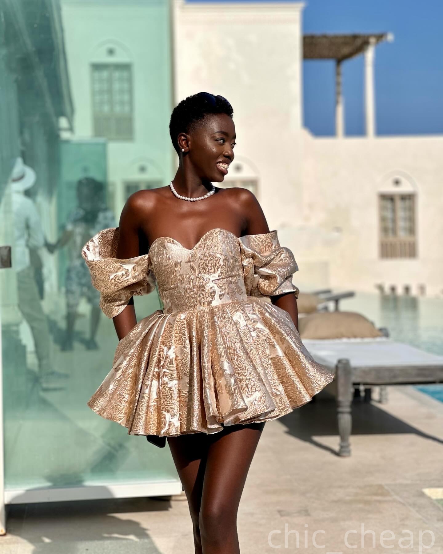 Chic A-line Gold Cocktail Dress Sweetheart Short Sleeves Short Mini Graduation Homecoming Dresses For Special Occasions Sweetheart Gowns