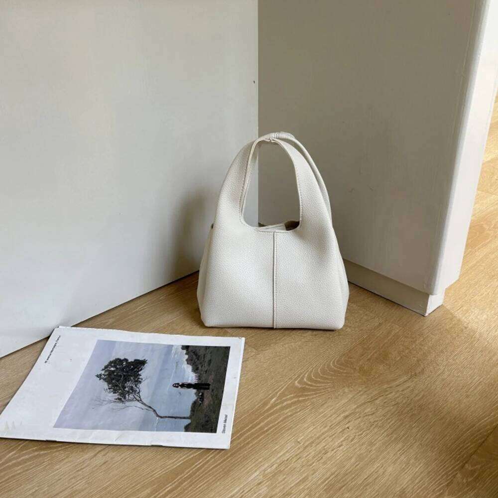 Fashion Tote Handbags Solid Pu Leather Bucket Bags Women Versatiel Commute Handle Pack Large Capacity Lady Leisure Composite Bag