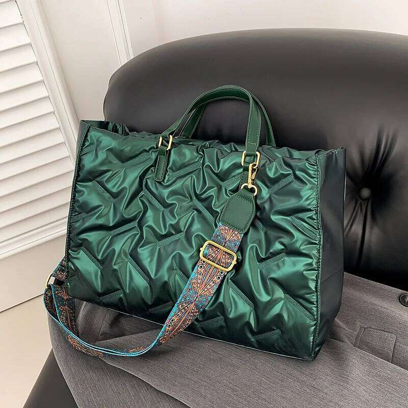 Fashion Large Padded Handbags Designer Quilted Women Shoulder Bags Nylon Down Cotton Crossbody Bag Winter Tote Big