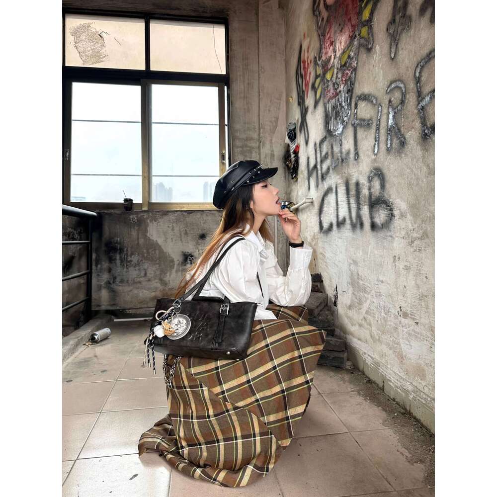 Cultivator Original Niche Retro Casual Versatile Single Shoulder Crossbody Commuter Underarm Bag