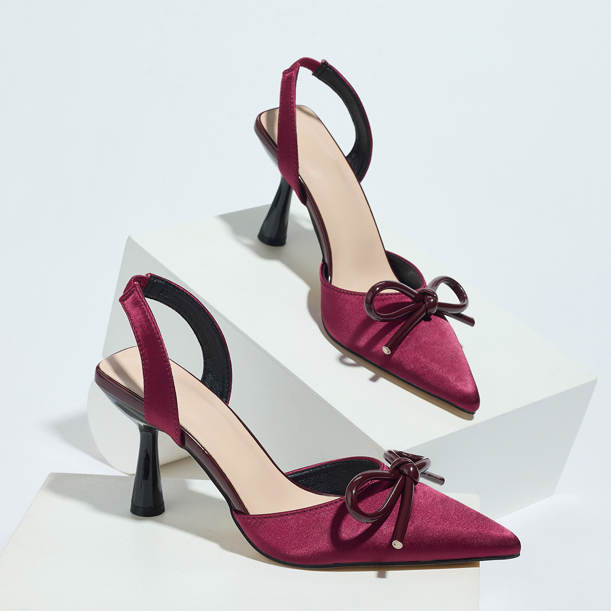 Designer sandals Pointed Toe Bow High Heels 2025 New Fashion Versatile Backless Stiletto Single Shoes Women