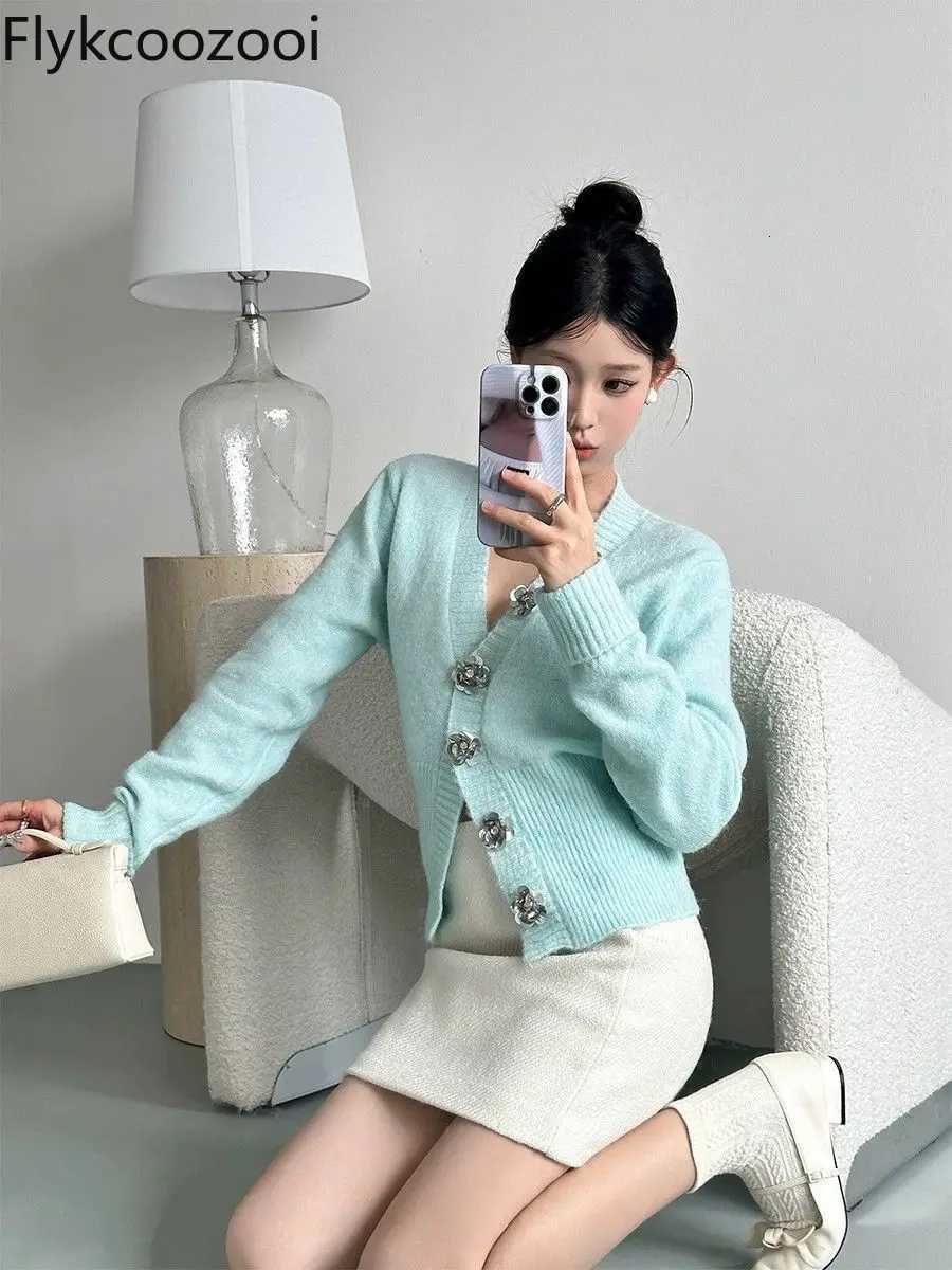 2024 Spring New Mint Green Waist Slimming Rose Decoration Buckle Exquisite Knitted Top Regular Fit Cardigan for Women X250724