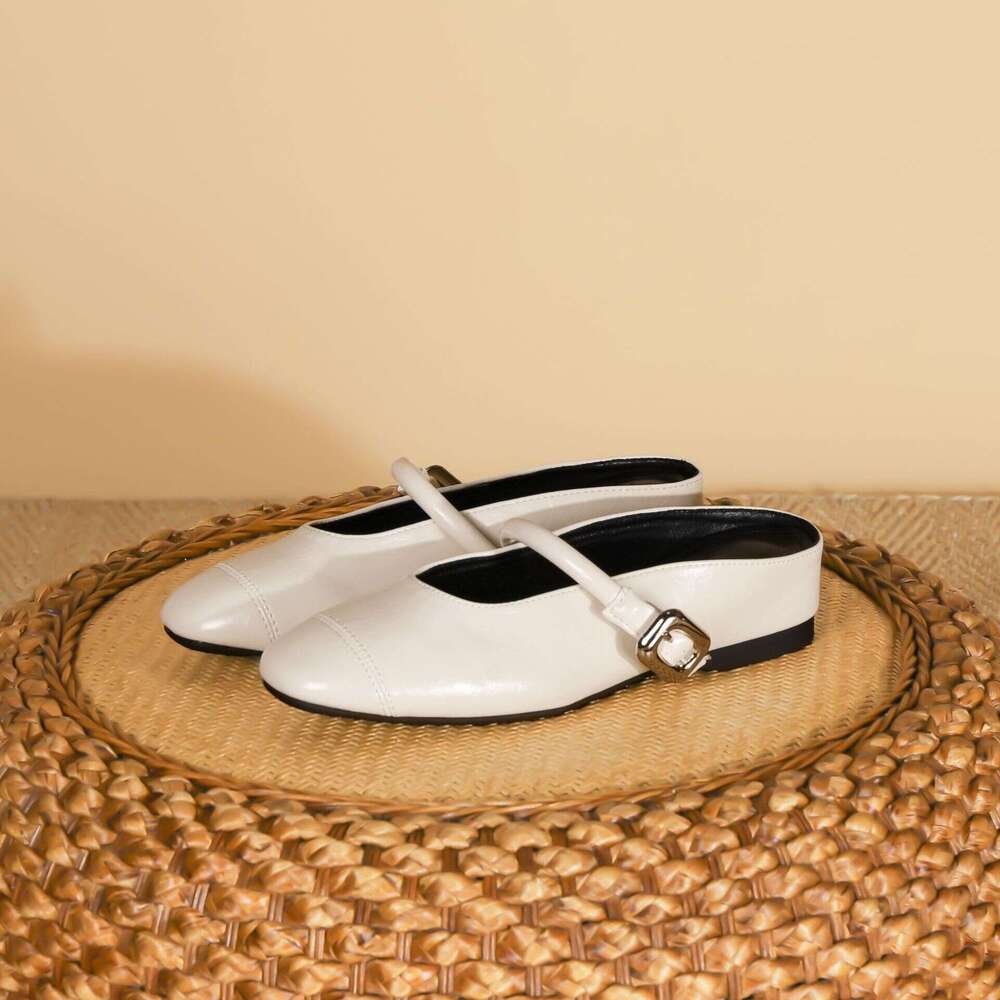 Designer Half for Women Fashionable Outdoor Wear High-End Casual Women's Korean Style Slip-On Thick Sole Height Increasing Shoes