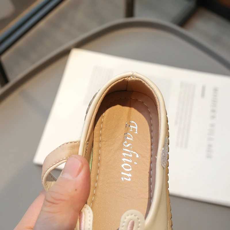 Baby Kids Casual Shoe Boys Girls Rabbit Carrot Soft Mary Jane Flats Children Non-Slip Flexible Spring Summer Shoes BeigeXJ250724