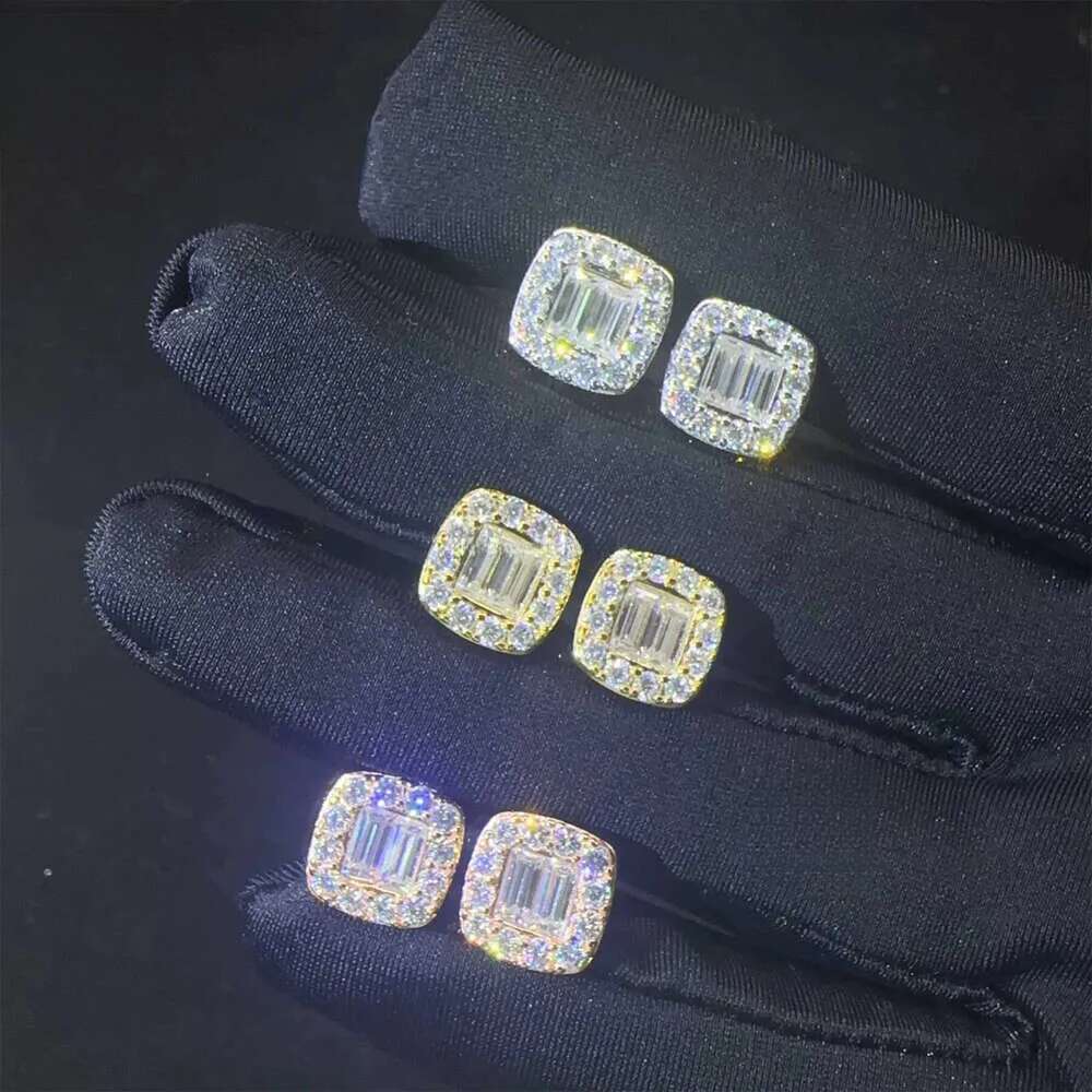 New Arrivals Bulk Stock Iced Out Man Earrings Baguette Moissanite Dia Screw Back Setting Hip Hop Stud Earring