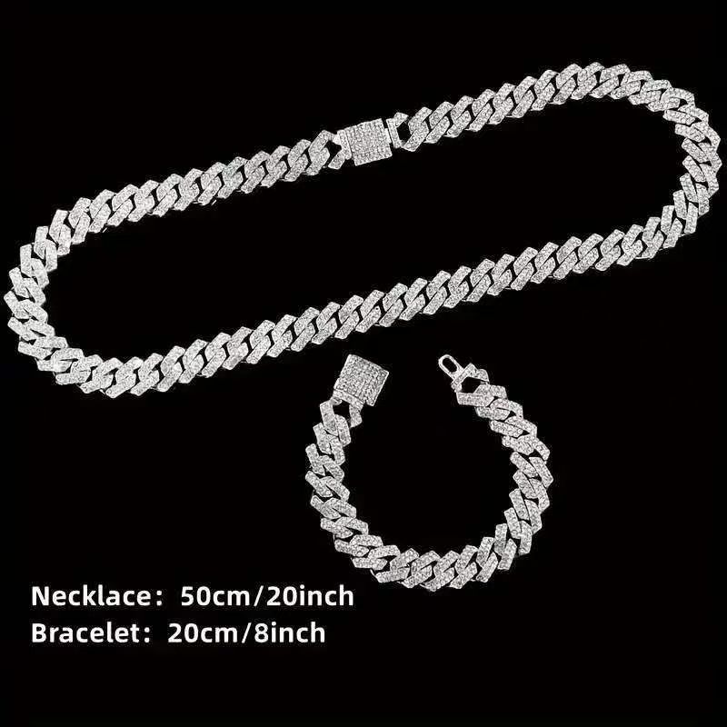 Cuban chain 10mm wide necklace, set with moissanite. Fashion brand accessory. Designed by a designer. Suitable for daily wear. Tested and qualified.