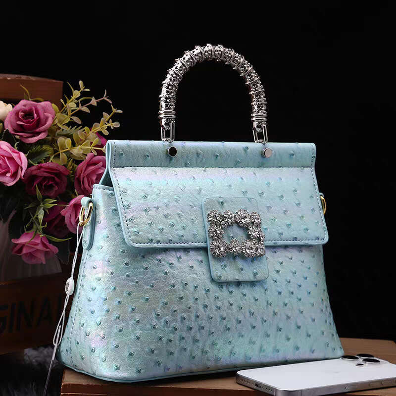 Designer Luxury Evening Diamond 2025 New High-End Women's Elegant Ostrich Pattern Diamond-Studded Evening Bag Wide