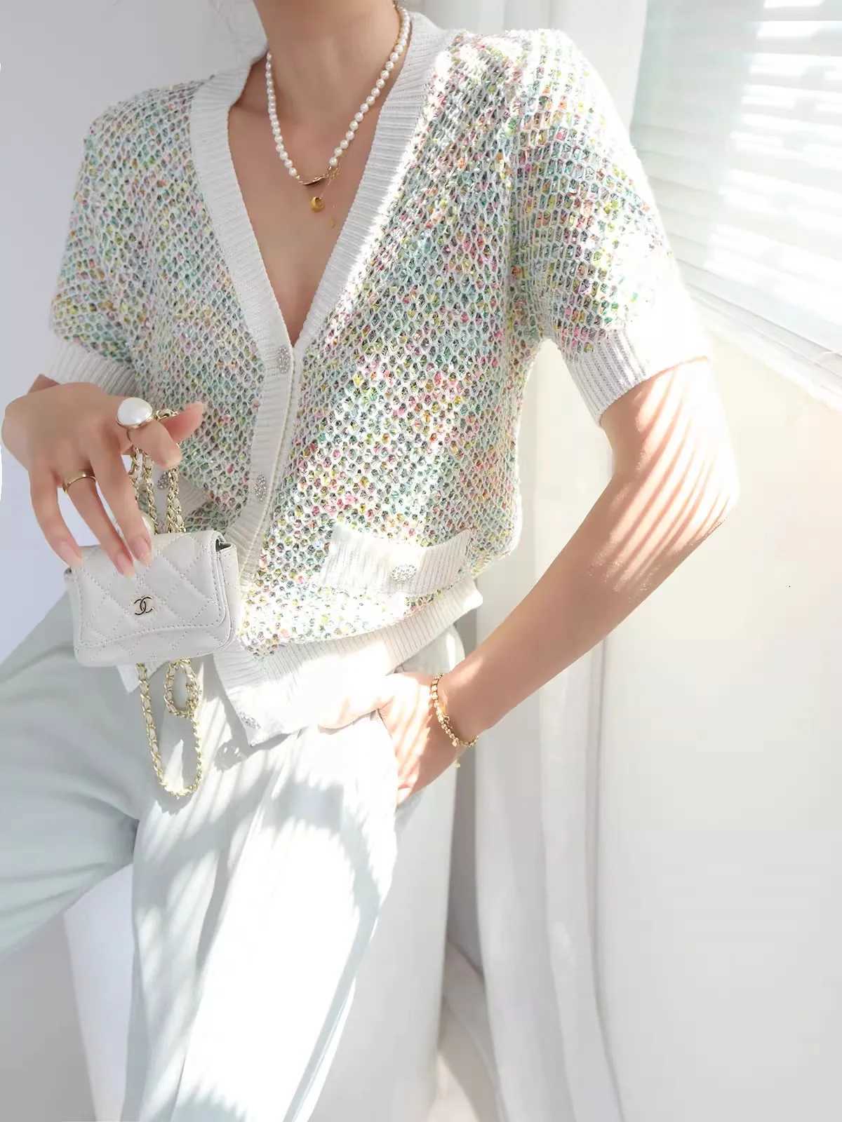 Designers Tops For Women 2025 Summer Rhinestone Button Short Sleeve Cardigan Women Green Knitted Sweaters C-138 X250724