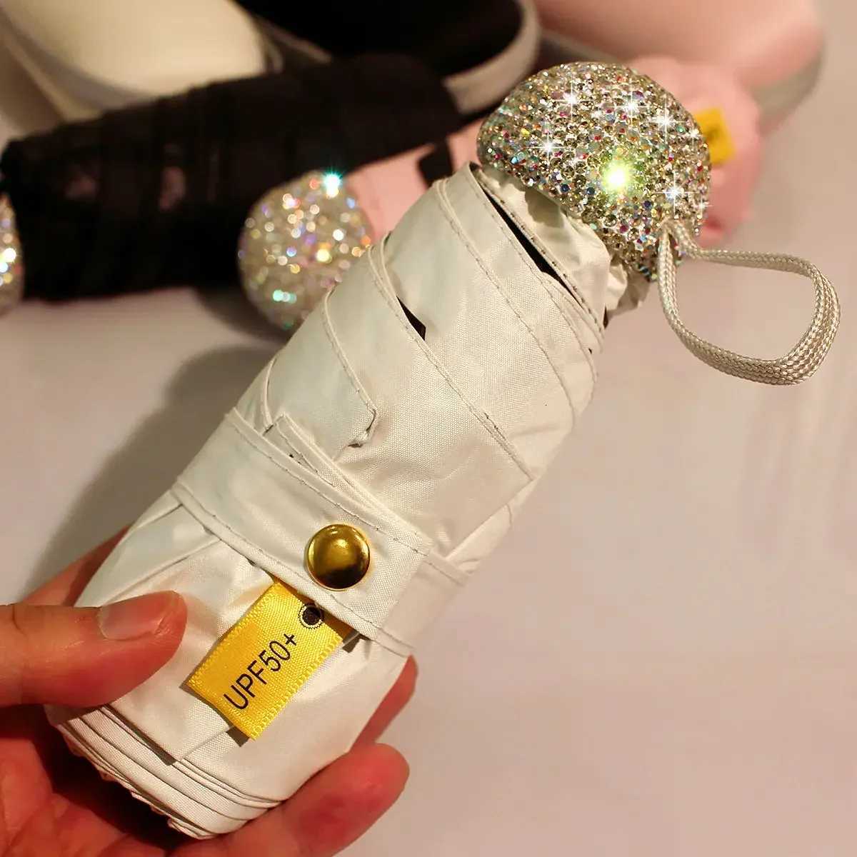 Luxury Rhinestone Portable Travel Capsule Umbrella Anti UV Sunscreen Folding Umbrella Girls Sunshine Umbrella Bling Rain Gear R250724