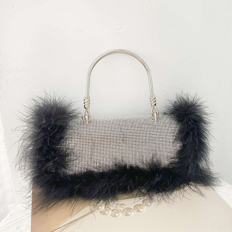 Designer Luxury Evening Diamond Niche Design Ostrich Feather Handbag Full Rhinestone Small Square Fluffy Crossbody Chain Evening Bag